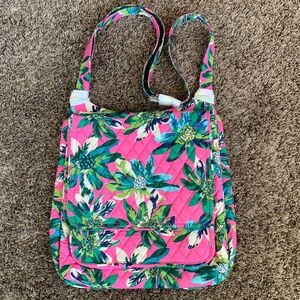 Vera Bradley Tropical Paradise Mailbag Purse Pink Floral Crossbody Handbag